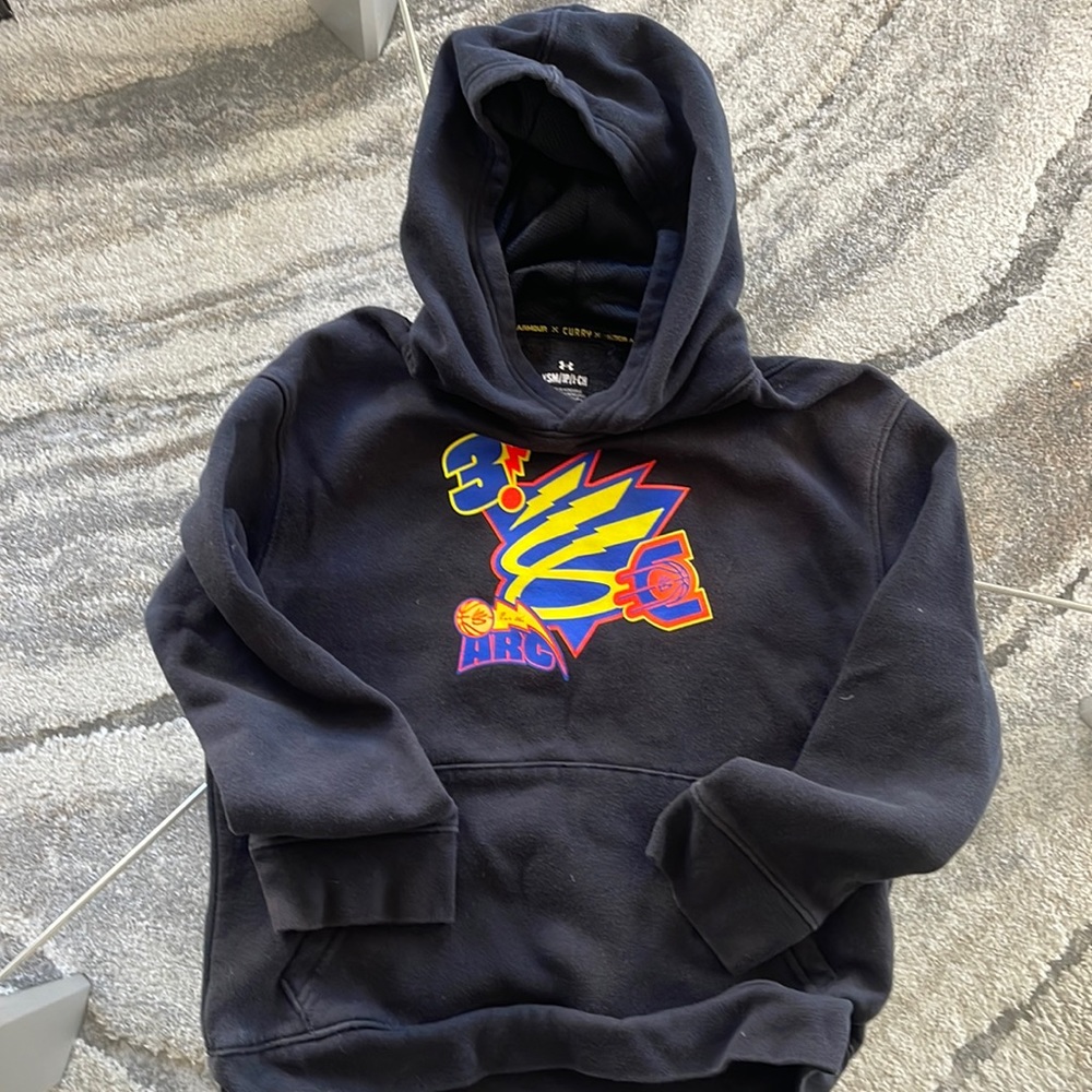Curry x under armour youth small sweatshirt